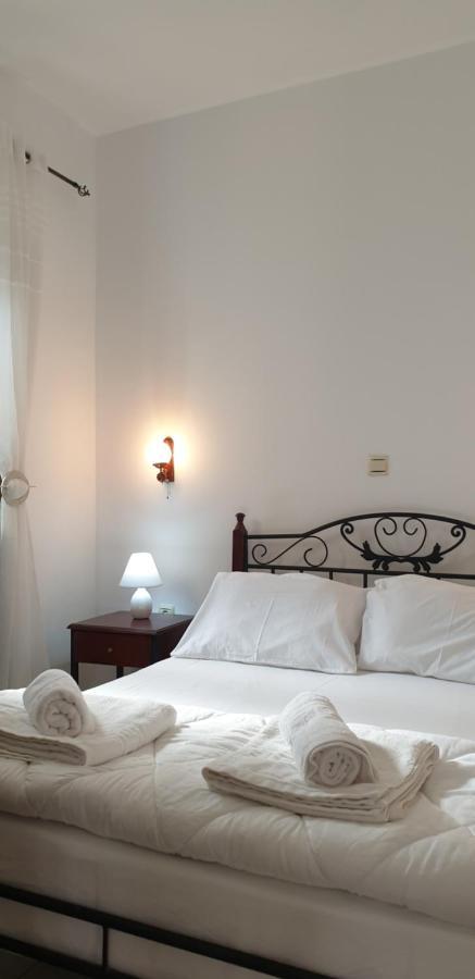 Gompos Apartment - Cozy Apartment Next To The Sea - Amazing Sea View سيمي المظهر الخارجي الصورة